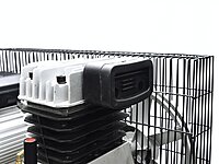 100L Oil Lubricated Air Compressor type Z 8 bar 390 L/min G80303 GEKO 100L Oil Lubricated Air Compressor type Z 8 bar 390 L/min G80303 GEKO